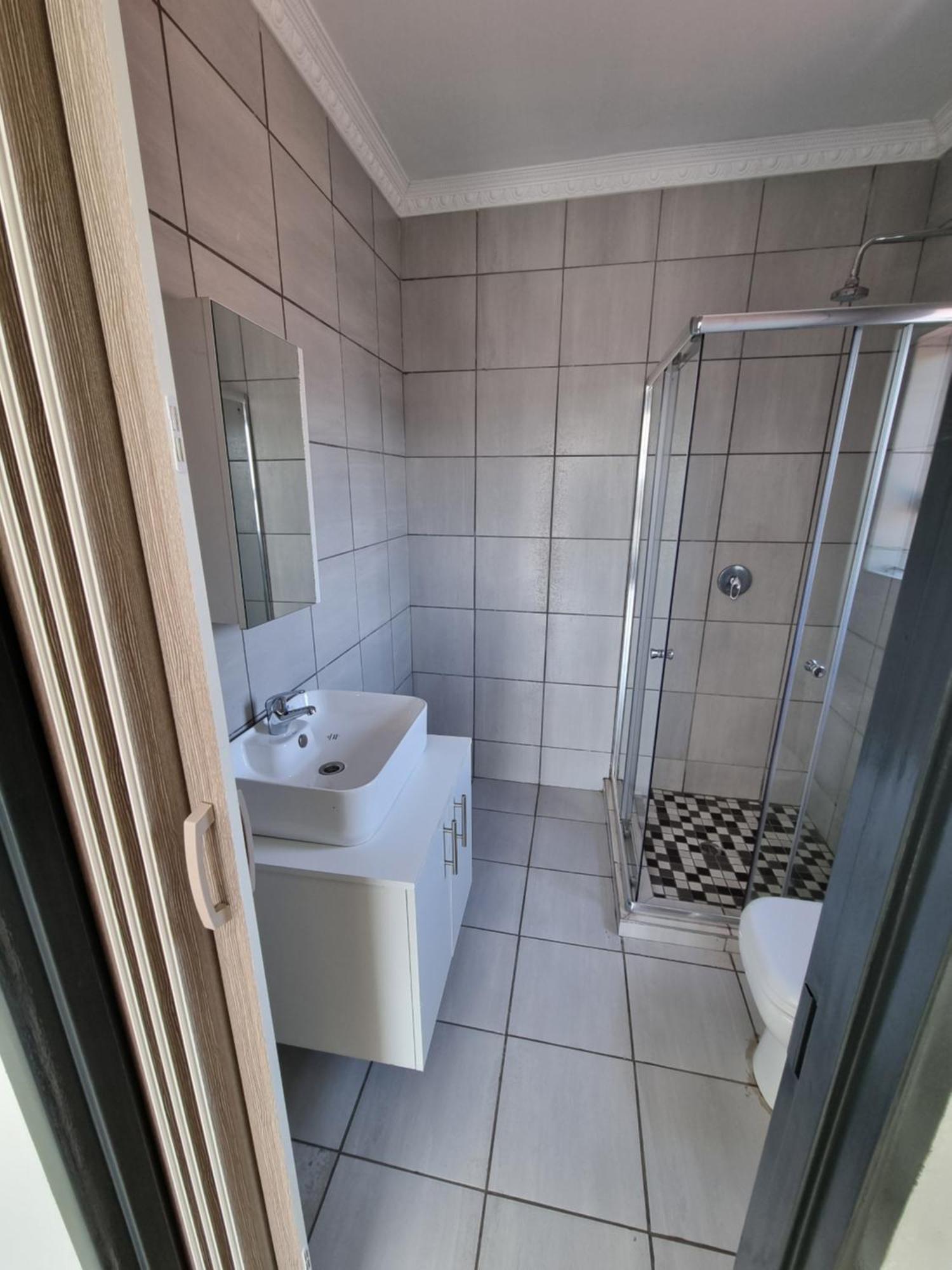 Kanyamazane Guesthouse 1214 Nyamazaneni Zewnętrze zdjęcie